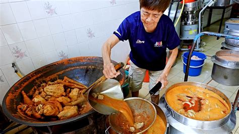 A Day in the Life with Penang's 888 Hokkien Mee .